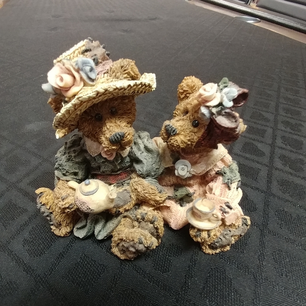 Boyds Bears & Friends Sculpture